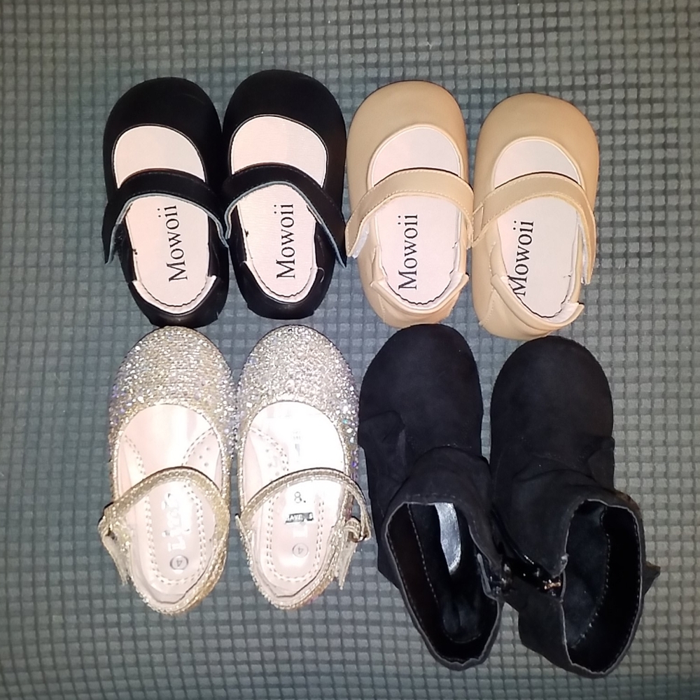4 Pairs of Toddler size 4